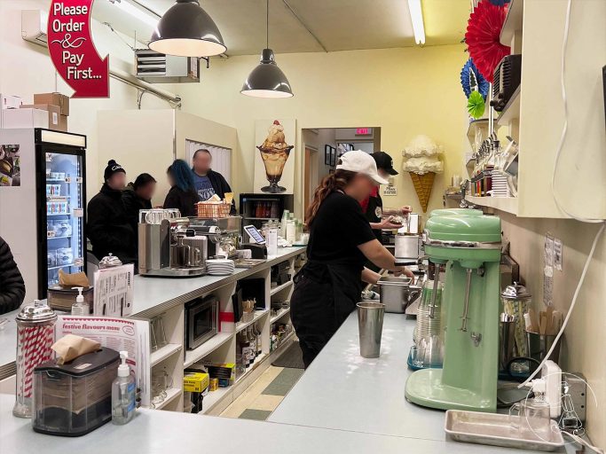 Glenburn Soda Fountain & Confectionery - Indoor