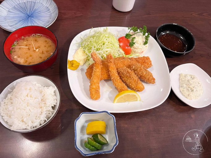 Hachibei-Breaded Deep Fried Seafood Teishoku